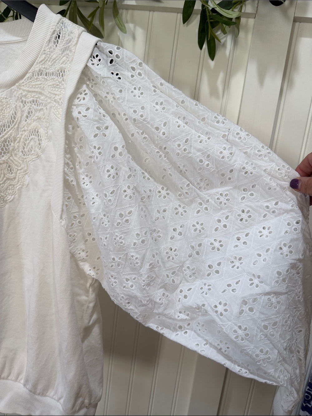 #1015 Anthropologie PILCRO White Washed Lace Yoke Eyelet Puff Sleeve Cotton Top - Picture 3 of 7